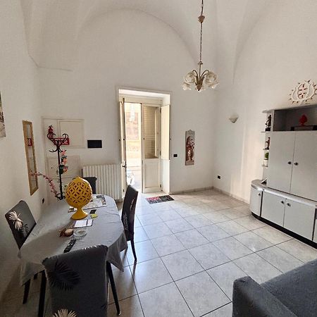 Origini - Apartment With Private Garden レッチェ エクステリア 写真