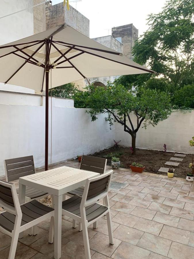 Origini - Apartment With Private Garden レッチェ エクステリア 写真